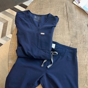 Figs navy blue small top and small tall pants in Livingston style